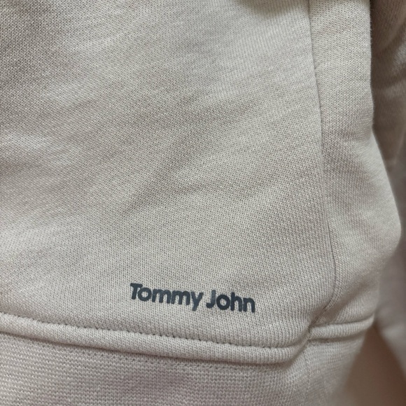 Tommy John Women's Cropped Beige French Terry Half-Zip Sweatshirt Size Small - Picture 3 of 5